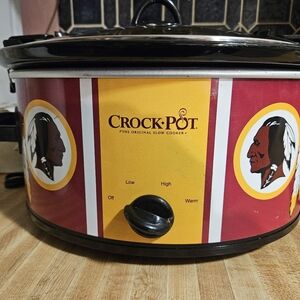 Washington Redskins Crock-Pot Slow Cooker with Team Design